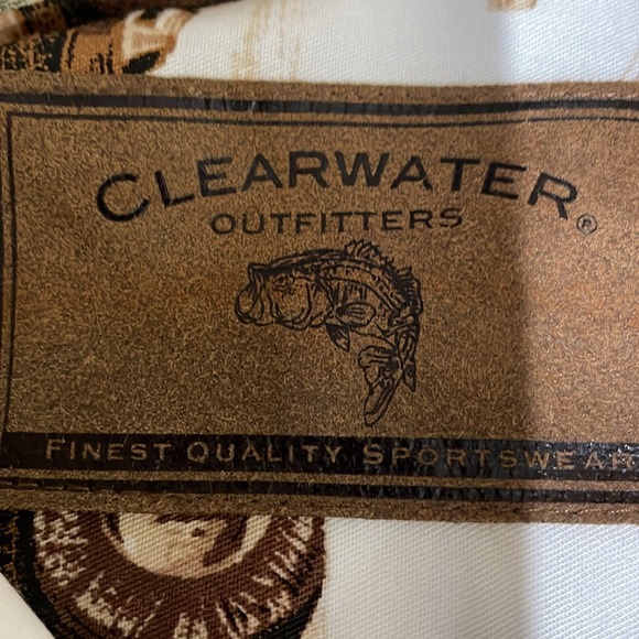 Clearwater Outfitters Size Large Men’s Christmas Santa Button Down 100% Cotton - Picture 13 of 14